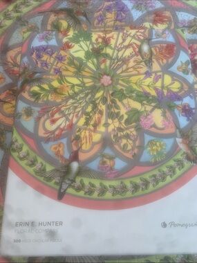 Puzzle by Pomegranate. 500ct. Floral Compass
